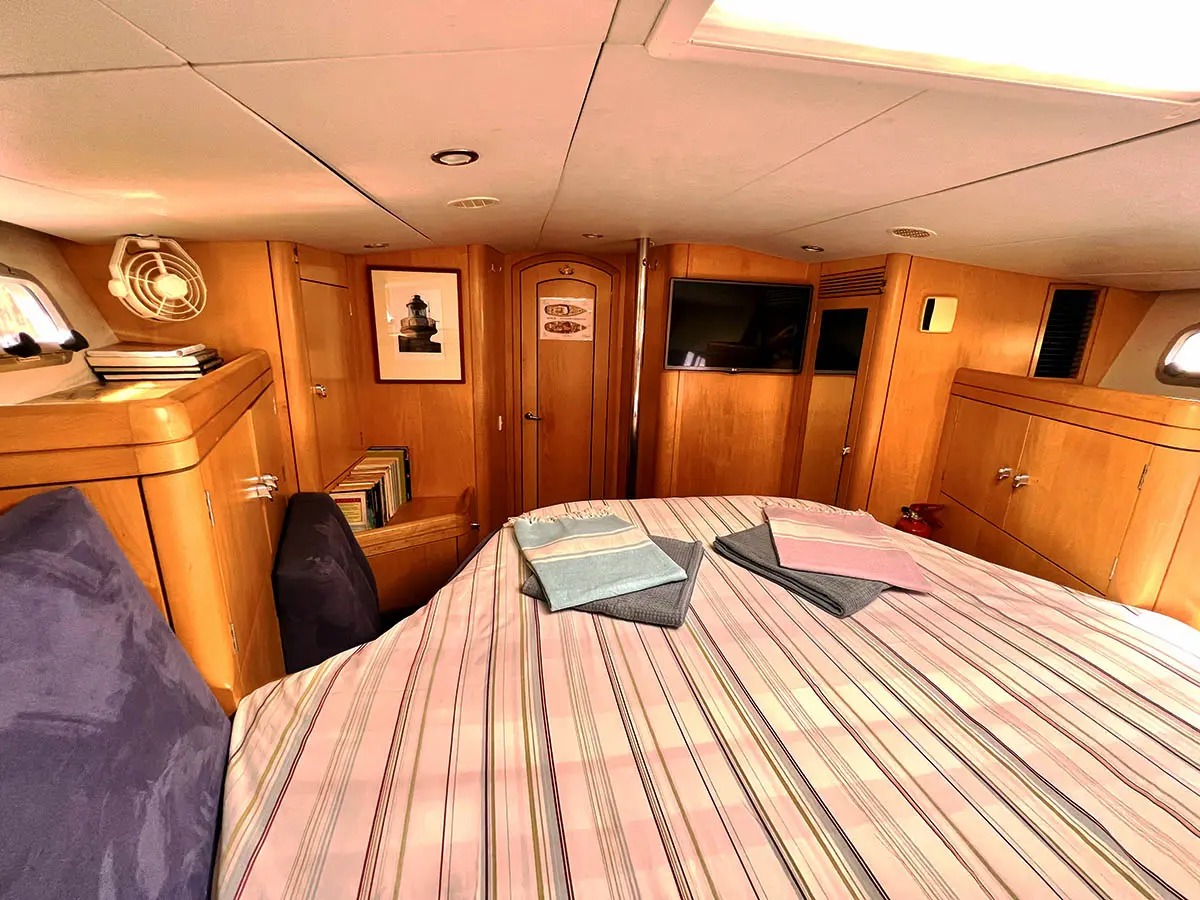 Sea Pearl - Interior Forepeak Sea Pearl - Interior Forepeak