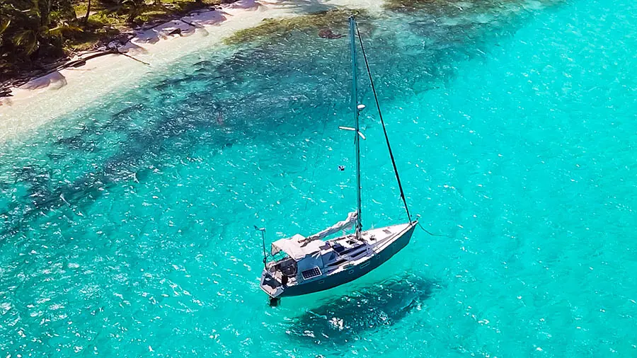 Whole Yacht Charter